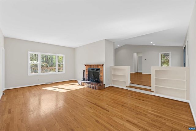 640 BIG OAK RD, Charlottesville, VA 22903