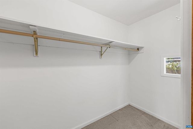640 BIG OAK RD, Charlottesville, VA 22903