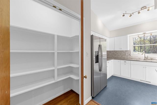 640 BIG OAK RD, Charlottesville, VA 22903