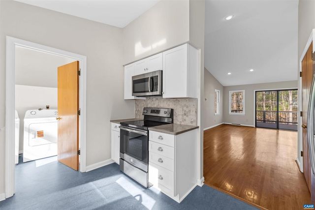 640 BIG OAK RD, Charlottesville, VA 22903