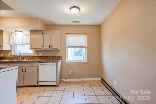 1909 S Lafayette Street, Shelby, NC 28152