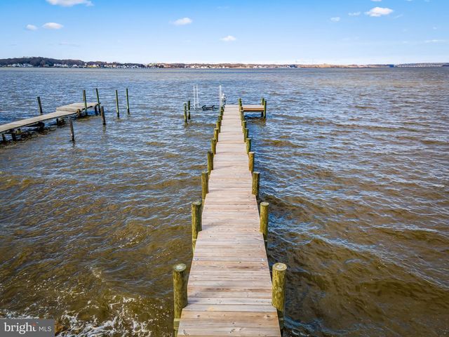 1158 E RIVERSIDE AVE, Essex, MD 21221