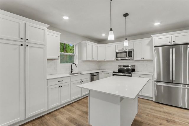 10150 Kearns Court, Portage, MI 49024