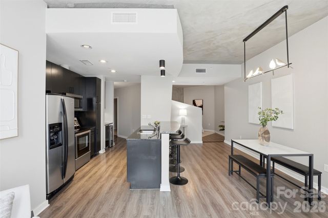 210 N Church Street 1807, Charlotte, NC 28202