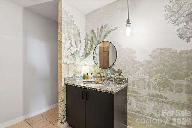 210 N Church Street 1807, Charlotte, NC 28202