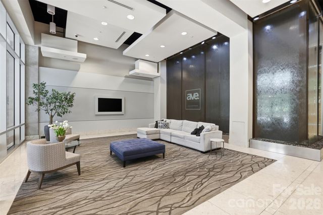 210 N Church Street 1807, Charlotte, NC 28202