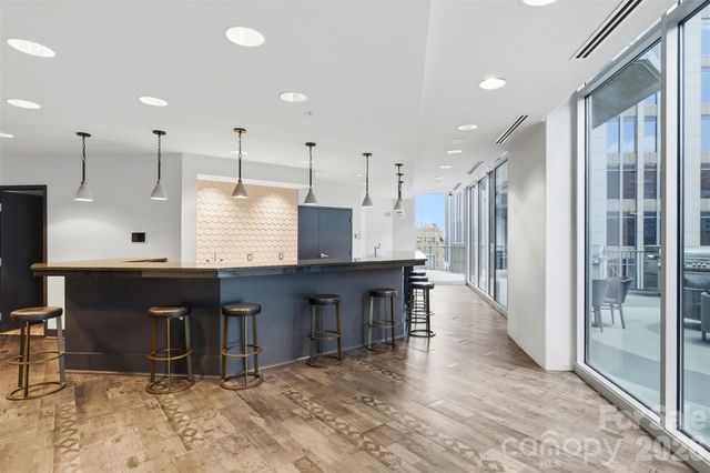 210 N Church Street 1807, Charlotte, NC 28202