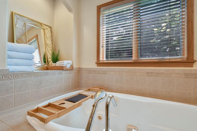 309 43rd Avenue S, Moorhead, MN 56560