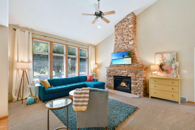 309 43rd Avenue S, Moorhead, MN 56560