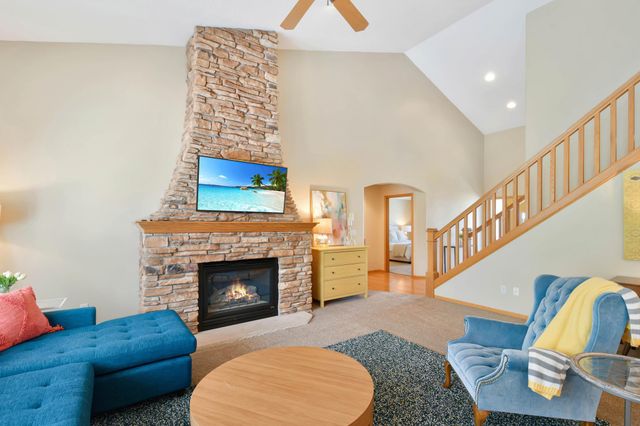 309 43rd Avenue S, Moorhead, MN 56560