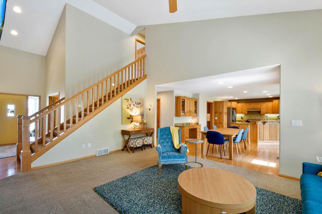 309 43rd Avenue S, Moorhead, MN 56560