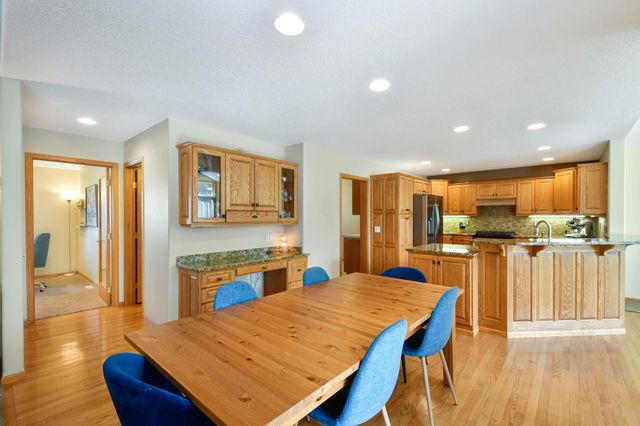 309 43rd Avenue S, Moorhead, MN 56560