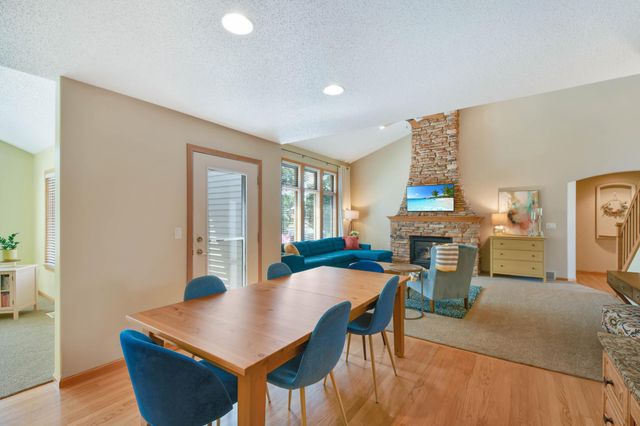 309 43rd Avenue S, Moorhead, MN 56560