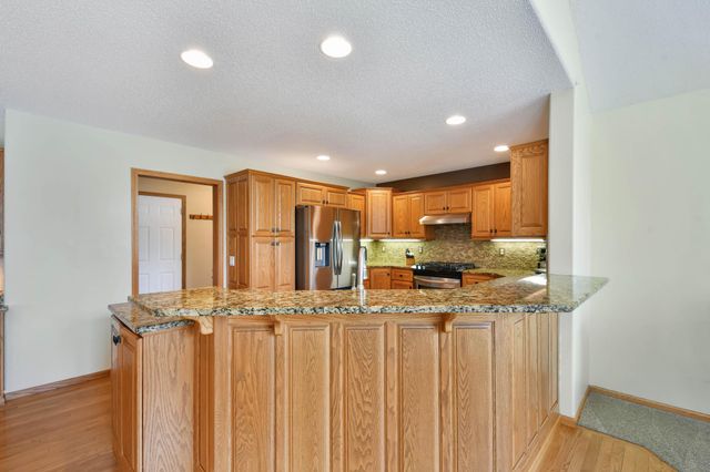 309 43rd Avenue S, Moorhead, MN 56560