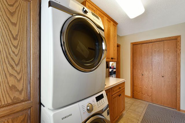 309 43rd Avenue S, Moorhead, MN 56560