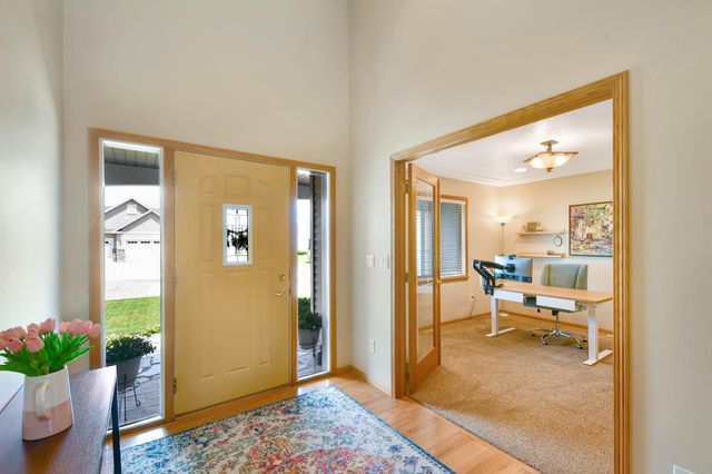 309 43rd Avenue S, Moorhead, MN 56560