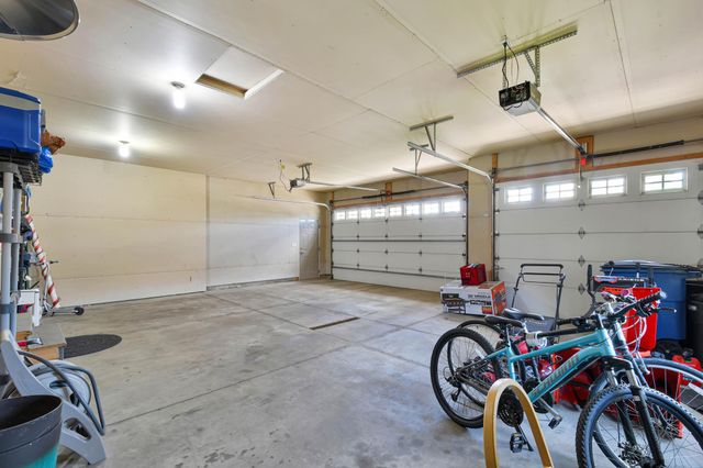 309 43rd Avenue S, Moorhead, MN 56560