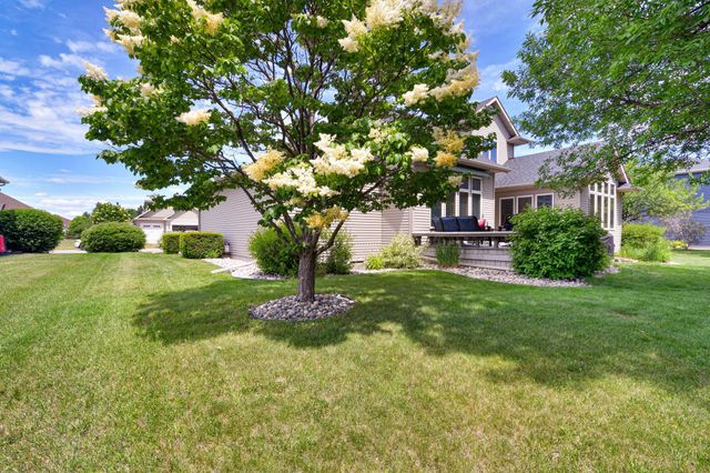 309 43rd Avenue S, Moorhead, MN 56560
