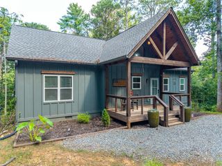 152 Springwater Court, Ellijay, GA 30540