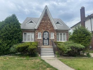 9200 Yorkshire Road, Detroit City, MI 48224