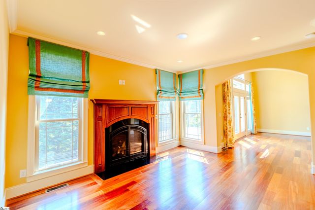 128 Paris Glen Way, Greenville, SC 29609