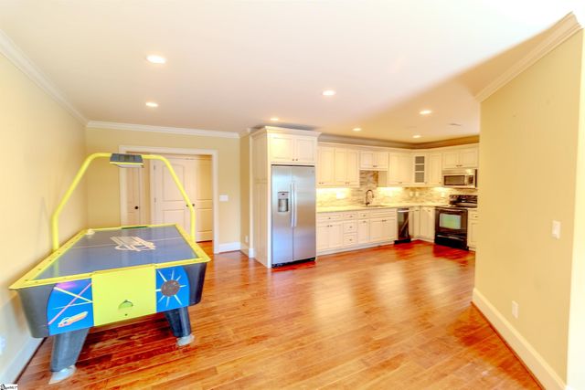 128 Paris Glen Way, Greenville, SC 29609