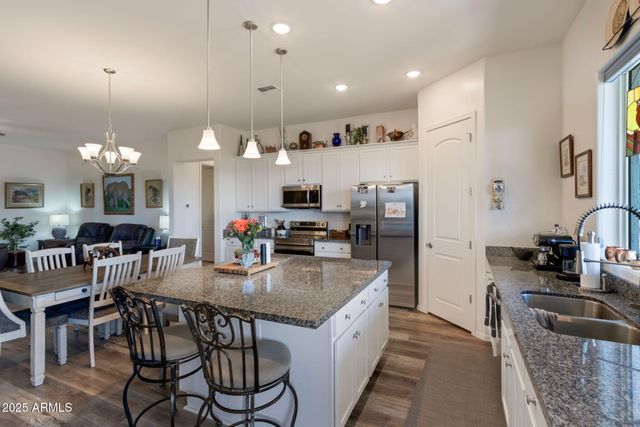 6025 N HANOVER Court, Rimrock, AZ 86335