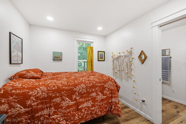 816 S Jefferson Avenue, Dixon, IL 61021