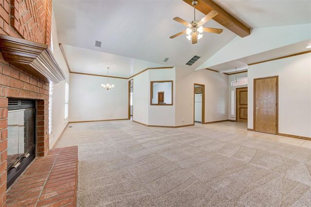 18401 Chestnut Oak Drive, Edmond, OK 73012