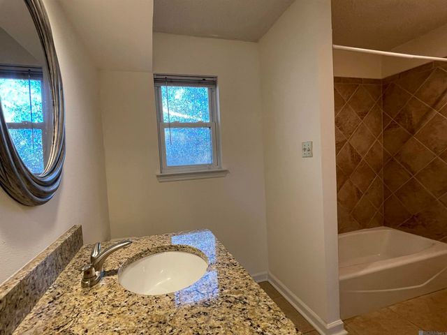 18406 Jefferson Hwy, Baton Rouge, LA 70817