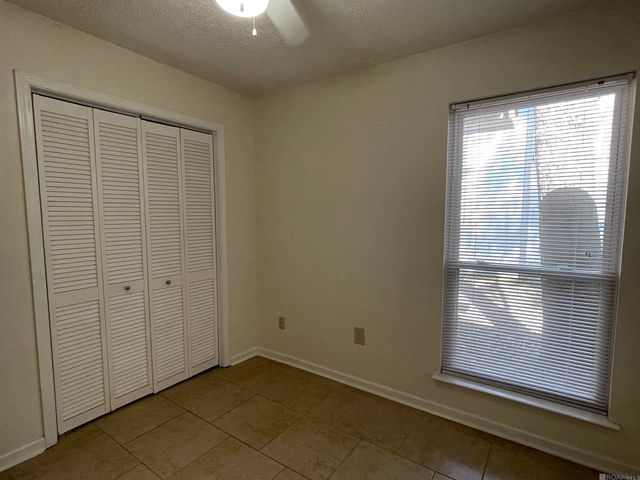 18406 Jefferson Hwy, Baton Rouge, LA 70817