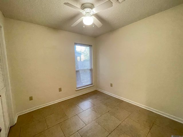 18406 Jefferson Hwy, Baton Rouge, LA 70817