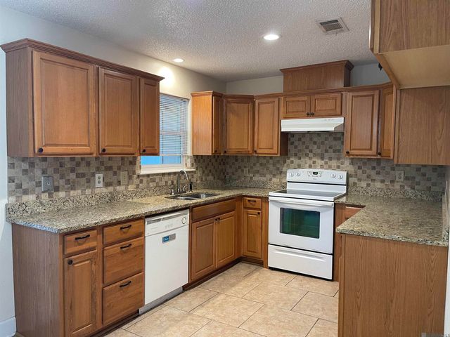 18406 Jefferson Hwy, Baton Rouge, LA 70817