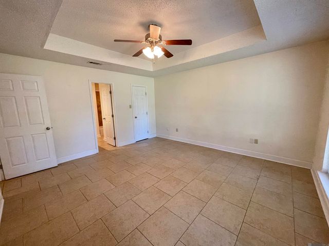 18406 Jefferson Hwy, Baton Rouge, LA 70817