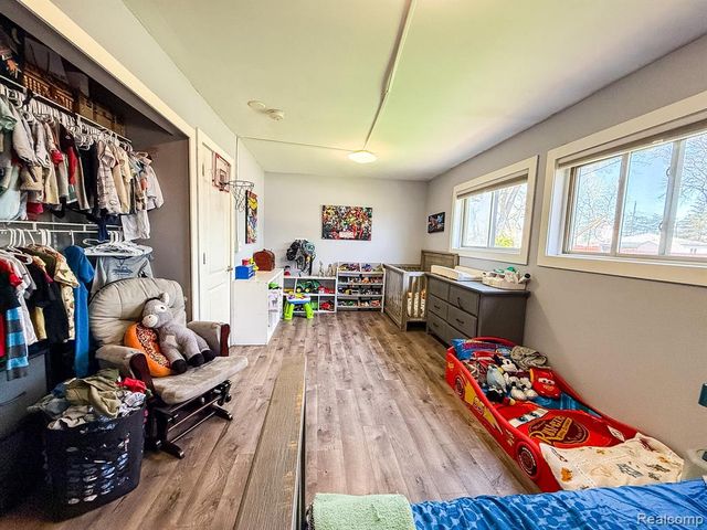 30723 Flanders Avenue, Warren, MI 48088