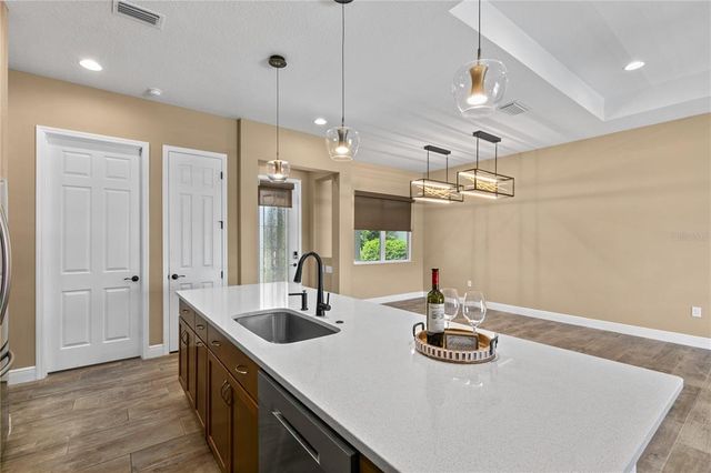 8664 BRIDGEPORT BAY CIRCLE, Mount Dora, FL 32757