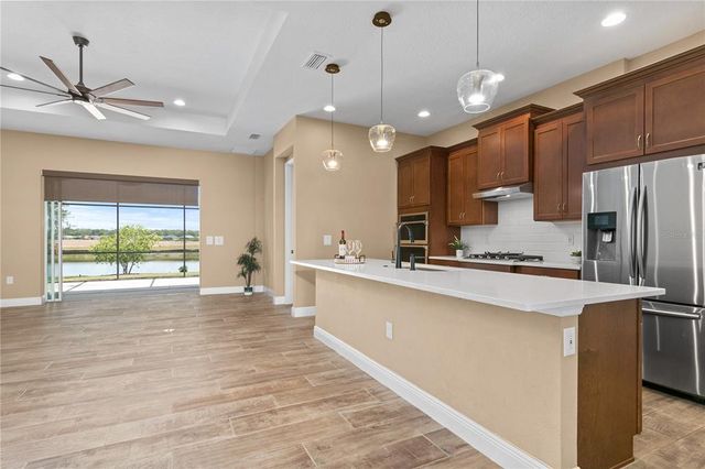 8664 BRIDGEPORT BAY CIRCLE, Mount Dora, FL 32757