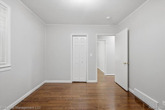 6380 Elmwood Drive, Waterford, MI 48329