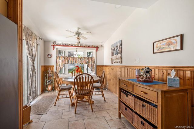2707 Gull Avenue, Medford, NY 11763