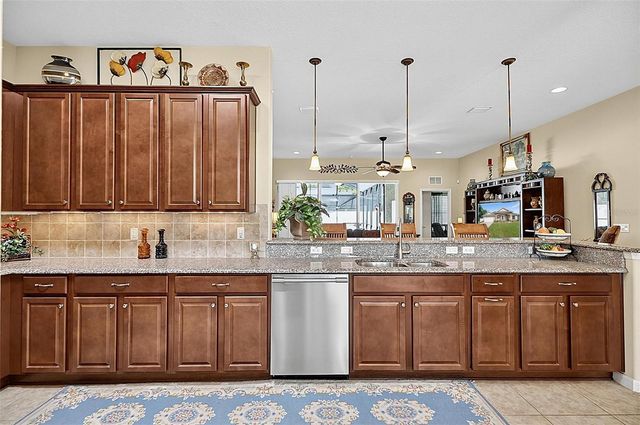 2 LYTTON LANE, Palm Coast, FL 32137