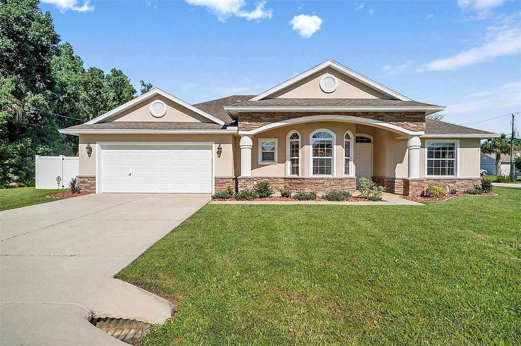 2 LYTTON LANE, Palm Coast, FL 32137