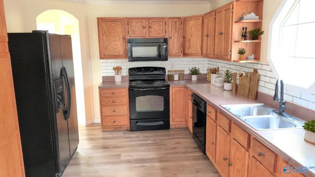 4062 SW Plains Avenue, Fort Payne, AL 35967