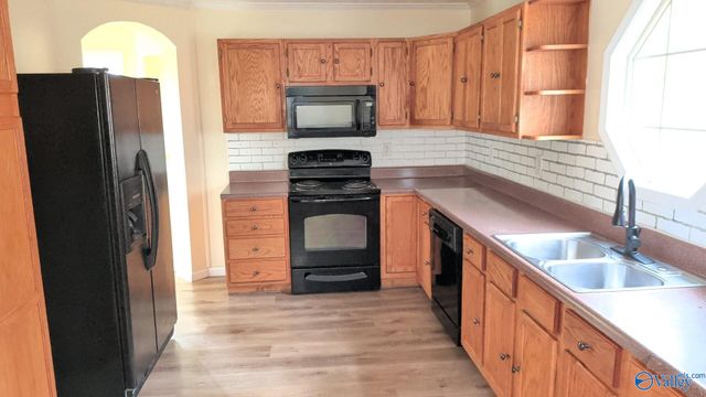 4062 SW Plains Avenue, Fort Payne, AL 35967