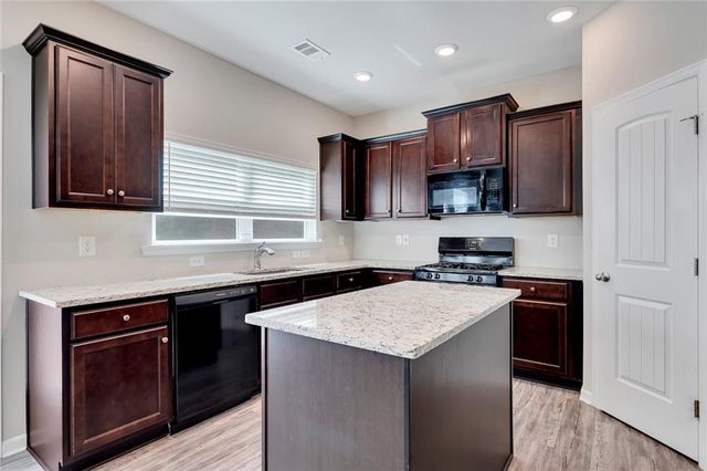 100 Valley Brook Way, Dallas, GA 30132