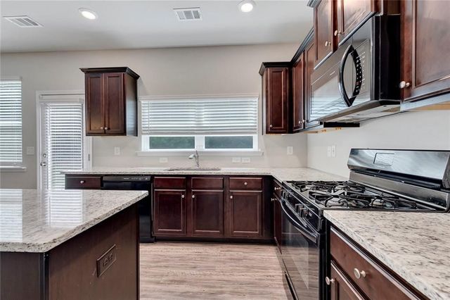 100 Valley Brook Way, Dallas, GA 30132