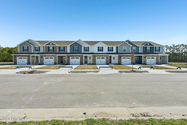 93 Commons View Drive, Hampstead, NC 28443