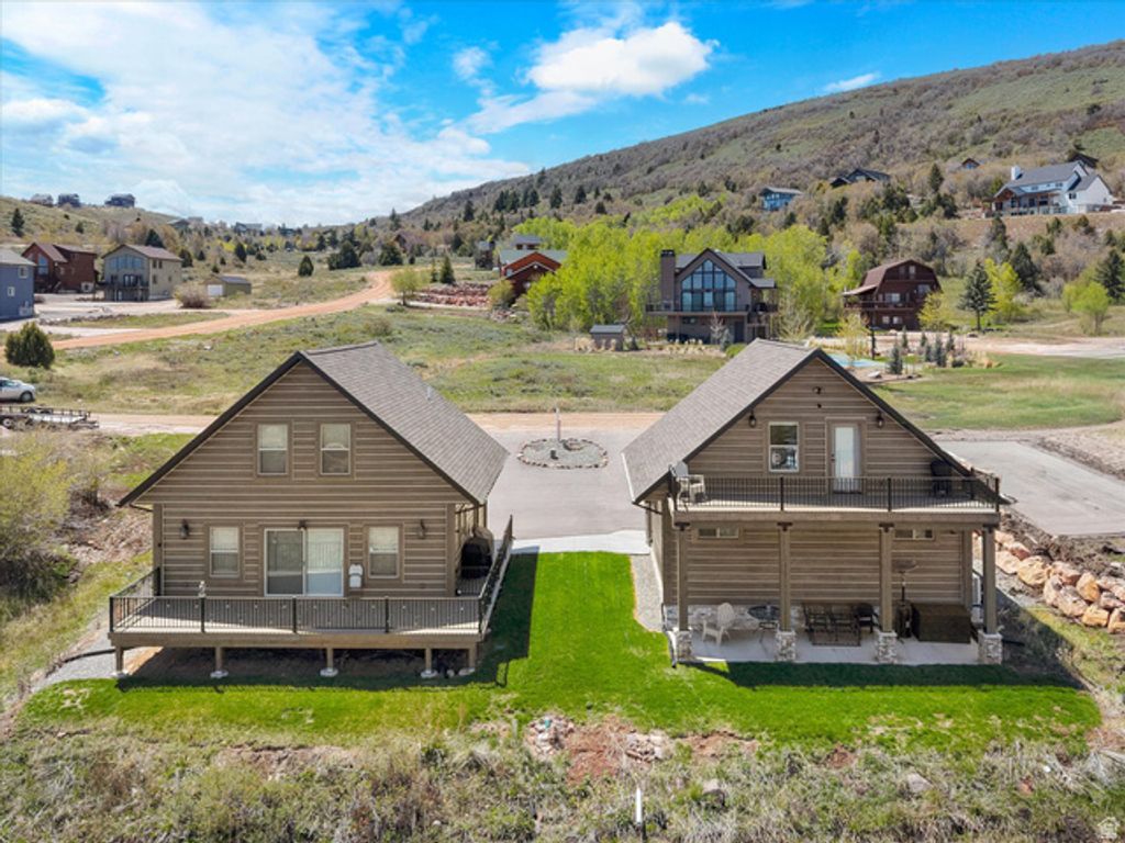 Image 2 of property listing at 841 N TRAPPER CIR, Garden City, UT 84028