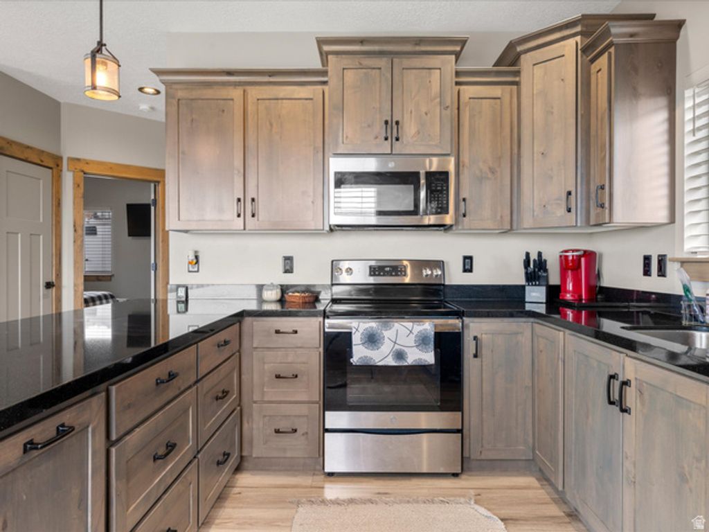 Image 14 of property listing at 841 N TRAPPER CIR, Garden City, UT 84028