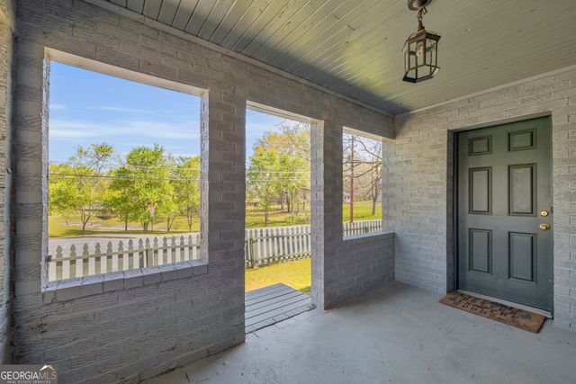 288 S Broad Street, Toccoa, GA 30577