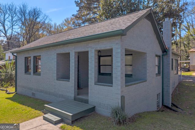 288 S Broad Street, Toccoa, GA 30577